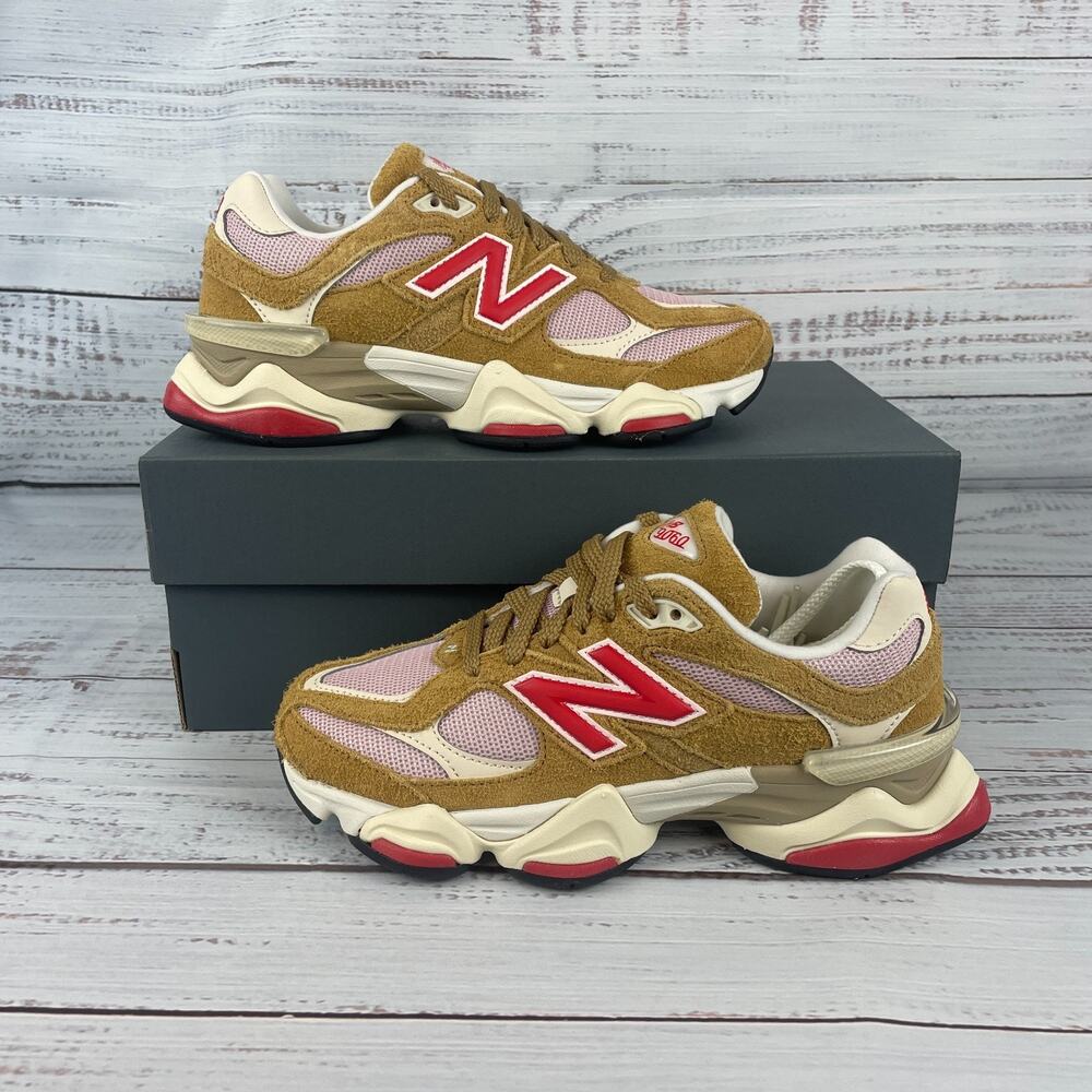 New Balance 9060 Womens Sz 6.5D Lifestyle Sneakers Beige Rose
